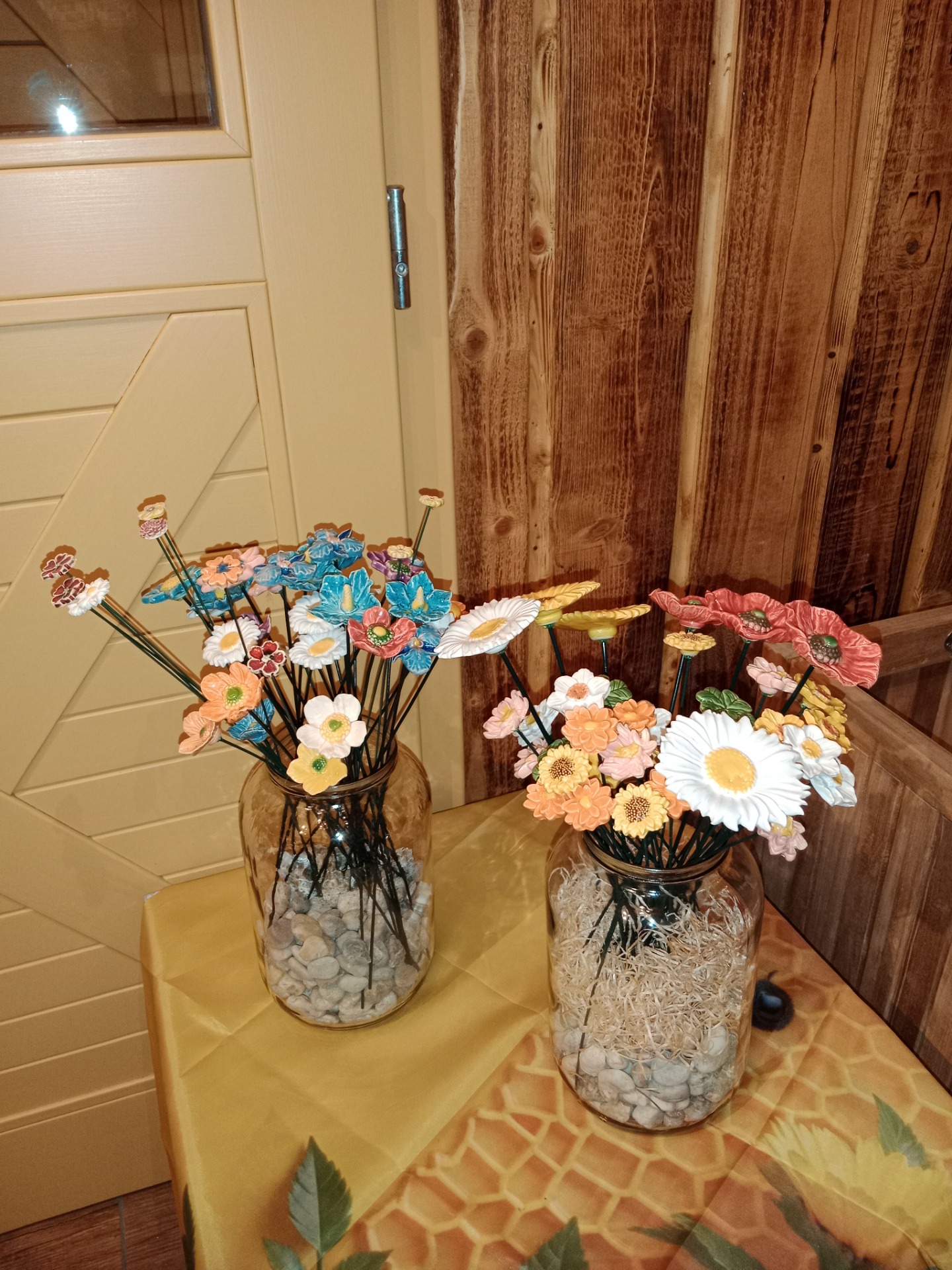 Keramické květiny od 20 Kč 